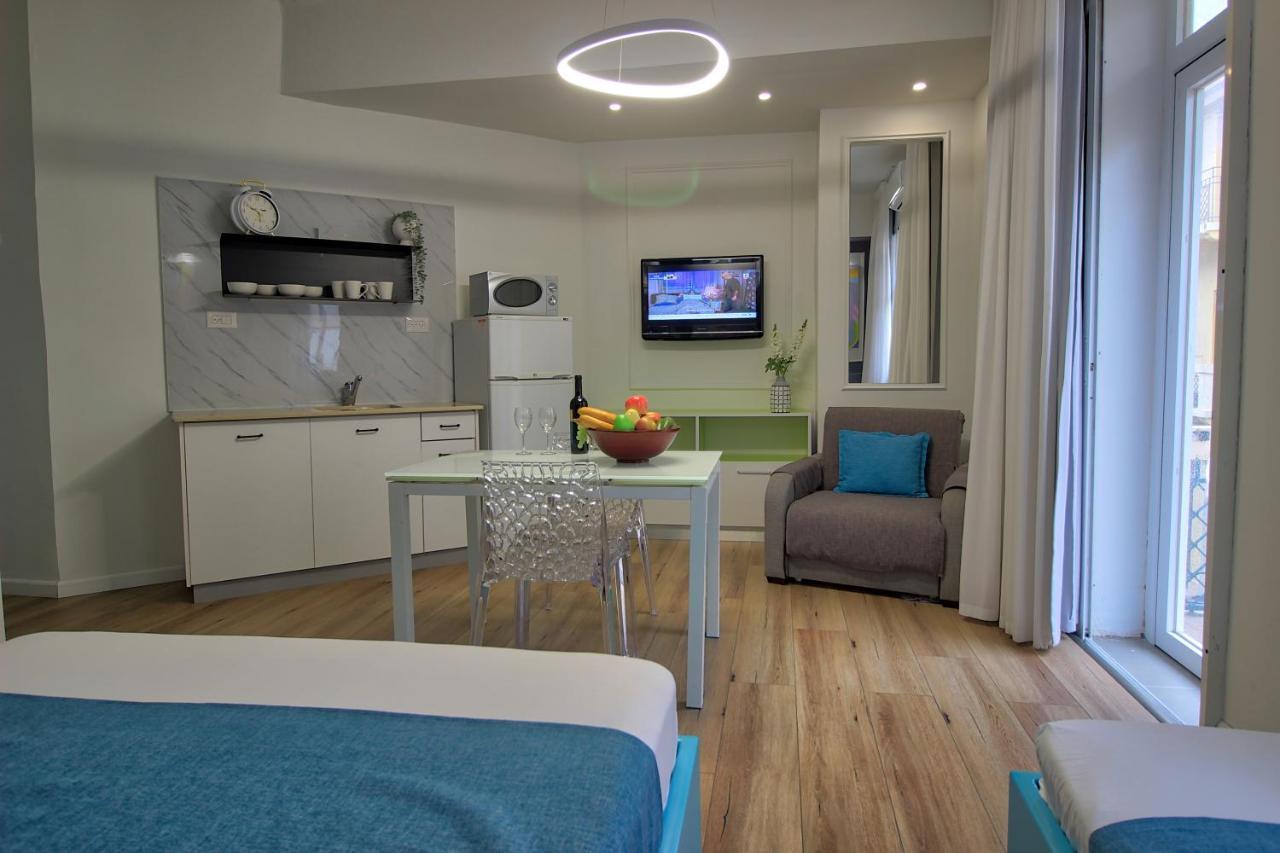 1926 Designed Aparthotel Haifa Esterno foto