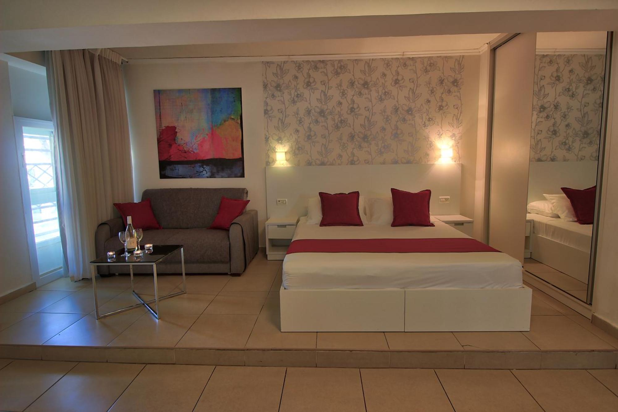 1926 Designed Aparthotel Haifa Esterno foto