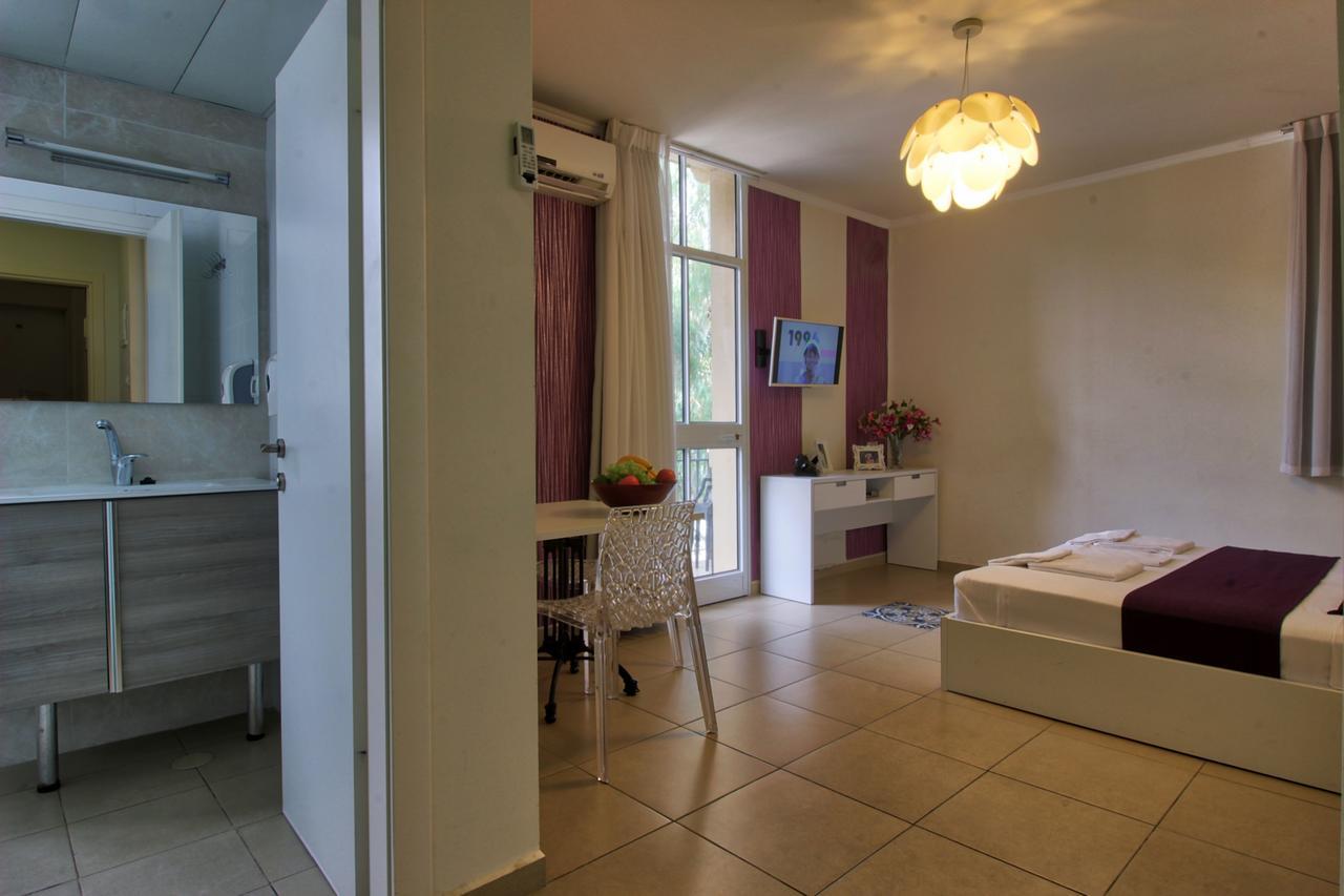 1926 Designed Aparthotel Haifa Esterno foto